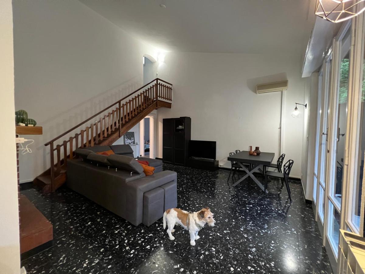 Villa Silvia, Indipendente Con Giardino Privato E Garage Варацце Екстер'єр фото